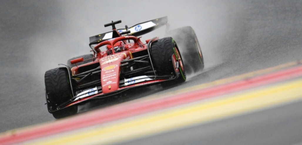 Leclerc secondo ma in Pole